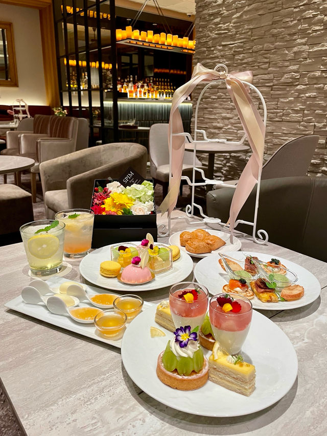 【博多カフェ】 心躍るアフタヌーンティー
