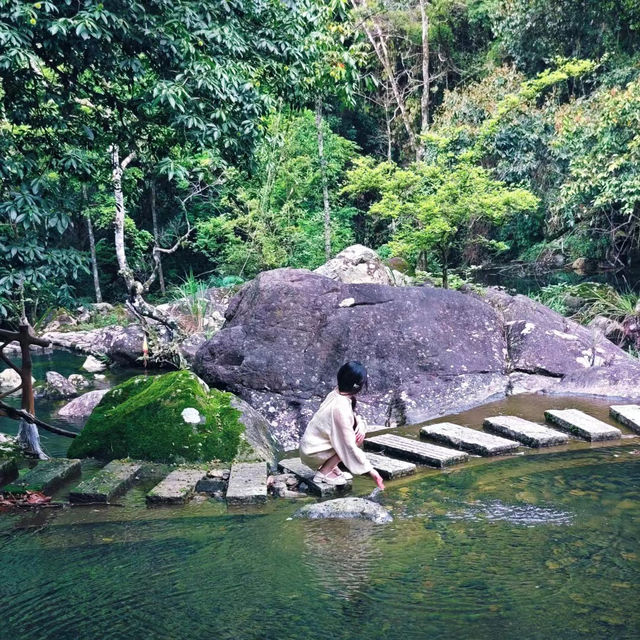 西沙明珠湖景區～秀麗湖泊與山巒