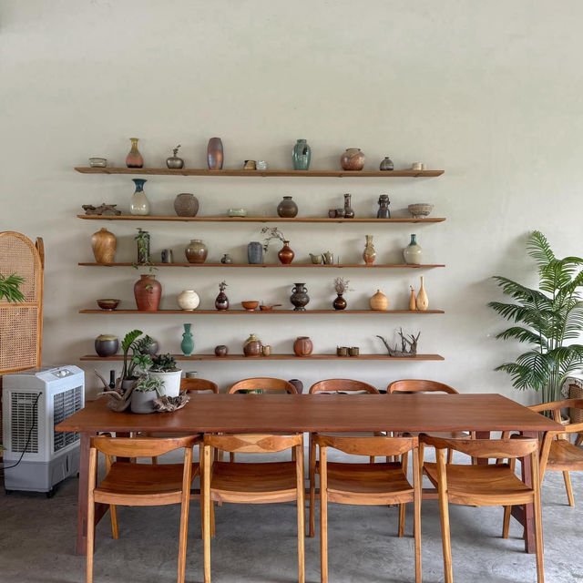 Serene House Cafe 🌿🍵🏕️