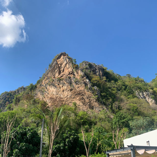 🍃🏔️ที่พักอุทัยธานีที่พัก 🏠At the mountain