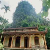 Discovering Serenity at Bich Dong Pagoda