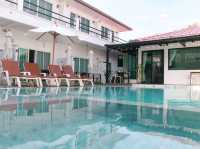 มานอนนี่ได้นะ Mee jai Pool view KohLarn 