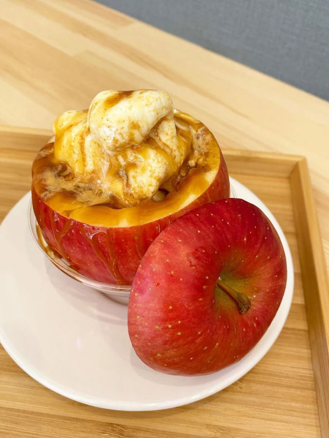 【福岡カフェ】エスプレッソをかけて食べるりんごスイーツ