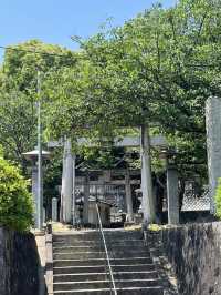 【福岡神社】線路沿いにある小さな趣のある神社