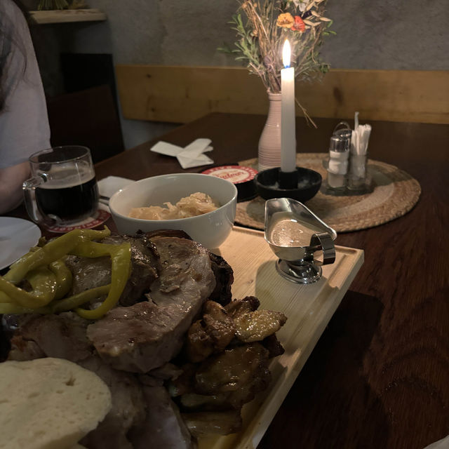 체스키 크롬로프 꼴레뇨 맛집🍗