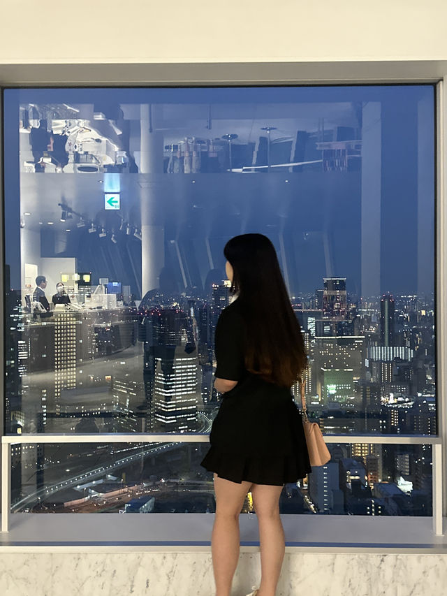 오사카 우메다 스카이빌딩 & 카페