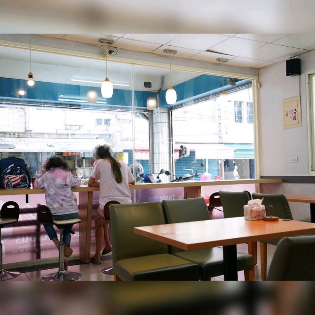 台灣本地連鎖早餐店😋