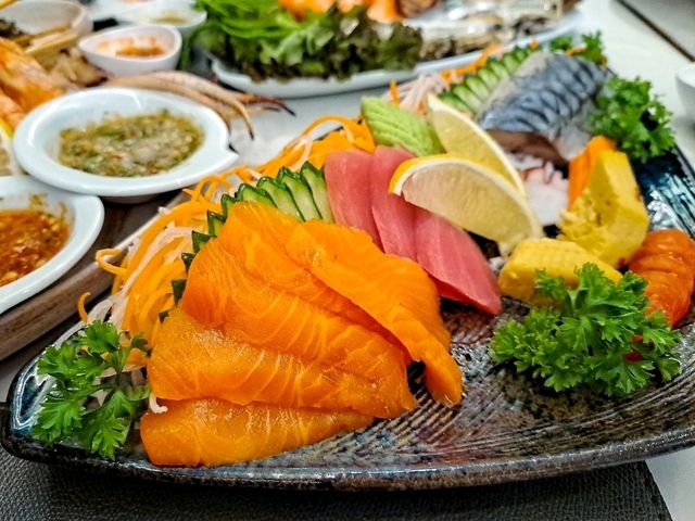 Orbit Buffet Pattaya บุฟเฟ่ต์ซีฟู้ด ไม่จำกัดเวลา