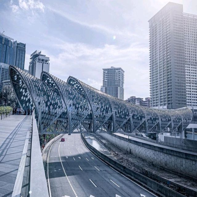 Saloma Bridge - Beautiful skyline of Kuala Lumpur