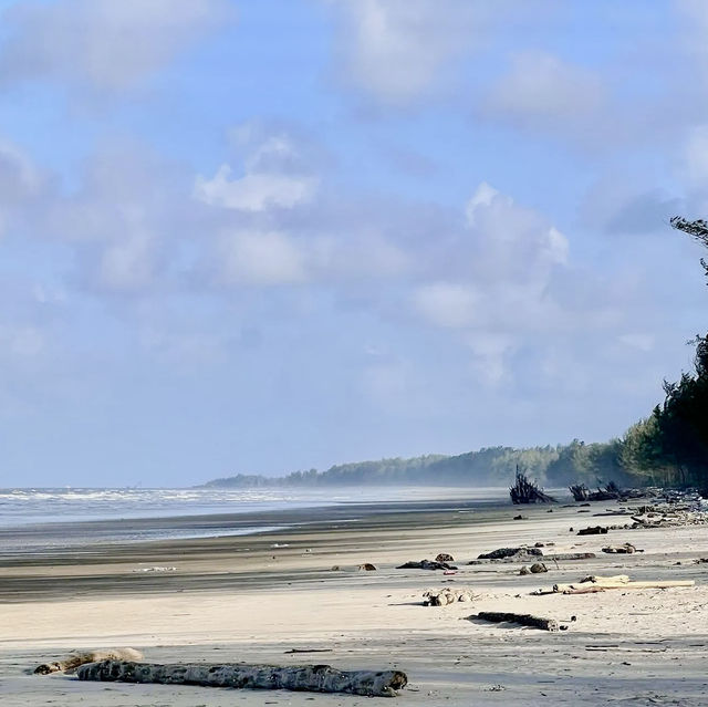 Vitamin Sea intake at Pantai Lagenda, Pekan