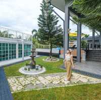 บ้านพักในจังหวัดเลย มีสระกว้างและอ่างจากุชซี่