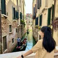 Venice: A Dreamy City of Canals and Gondolas 