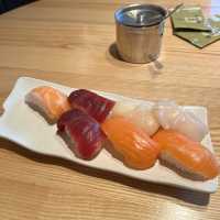 Family friendly sushi restaurant 
