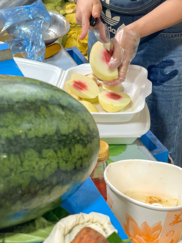 사파 망고 1kg 2,000원에 먹을 수 있는 과일가게