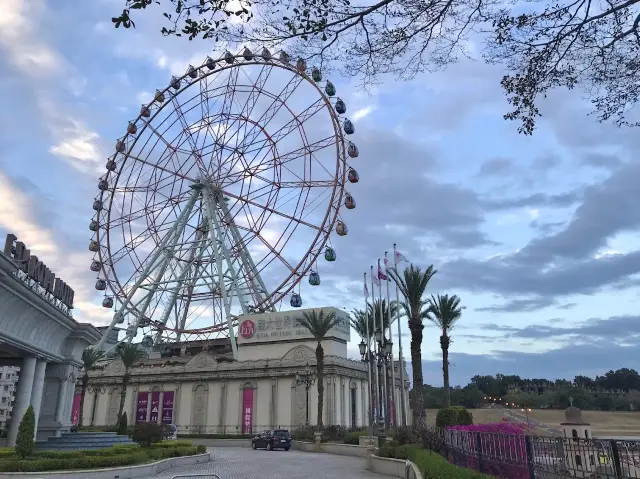 全台唯一希臘情境主題樂園「義大遊樂世界」