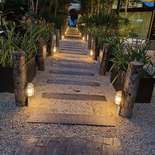 Batu Pahat Most Relax and forest style HotPot Design
