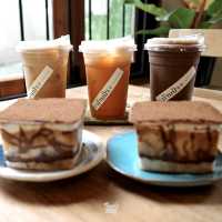 ไปฮีลใจกับคาเฟ่ที่มีน้องคอร์กี้มาคอยต้อนรับ...😊