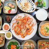 บุฟเฟ่ต์ข้าวต้ม+กุ้งเผา ทองหล่อ
