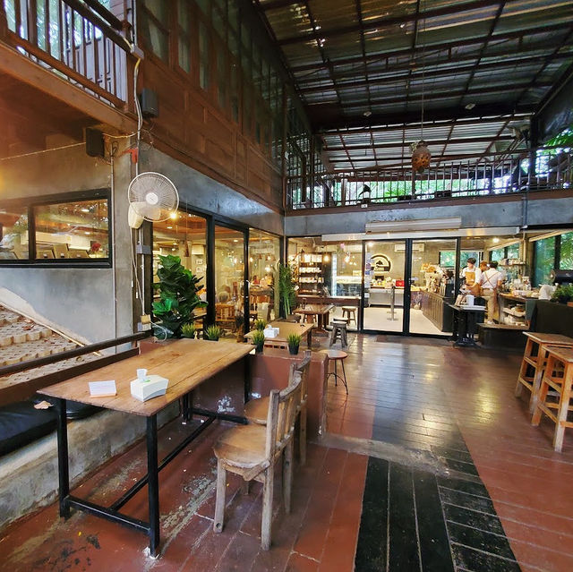 เถียงนา Coffee and Bakery Farm จ.ตาก