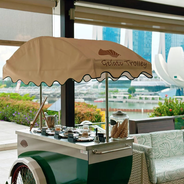 Timeless Luxury: My Memorable Stay at Mandarin Oriental, Singapore