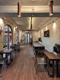 Phuhong Cafe