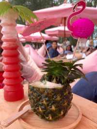 คาเฟ่ริมหาดสีชมพู TUTU Beach💓🌴 at Pattaya