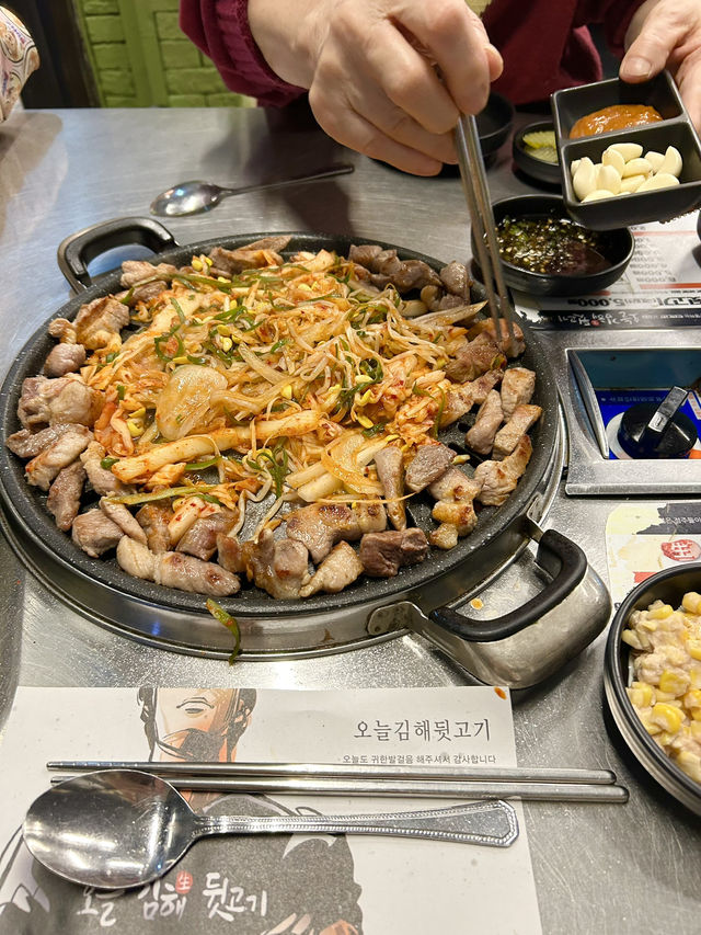 【韓国グルメ】釜山のお得に食べれるティッコギのお店🐷