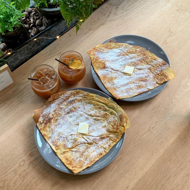 Sugar butter crepe in Jingumae