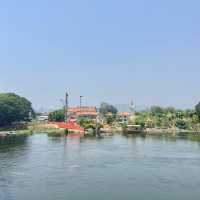 สะพานข้ามแม่น้ำแคว กาญจนบุรี
