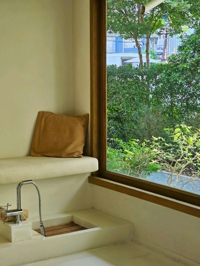 MOST Aesthetic Massages in Bangkok?!
