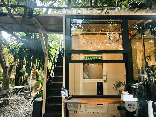 Altitude Cafe in Bang Phra