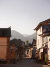 Exploring Xizhou Village on an E-Bike – A Perfect Dali Getaway 🚲🏡✨