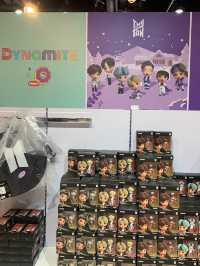 BTS POP-UP STORE: space of BTS ที่สยามดิส