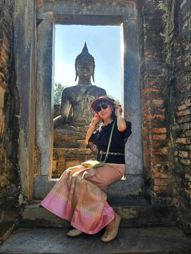 วัดศรีชุม (พระอจนะ) สุโขทัย