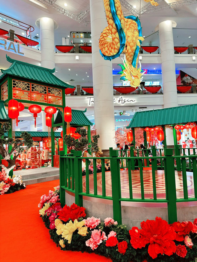 A Timeless Lunar New Year at Berjaya Times Square! 🐉🏮