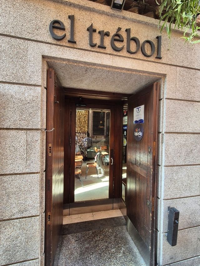🍷 톨레도에서의 특별한 식사 경험, El Trébol 🍷