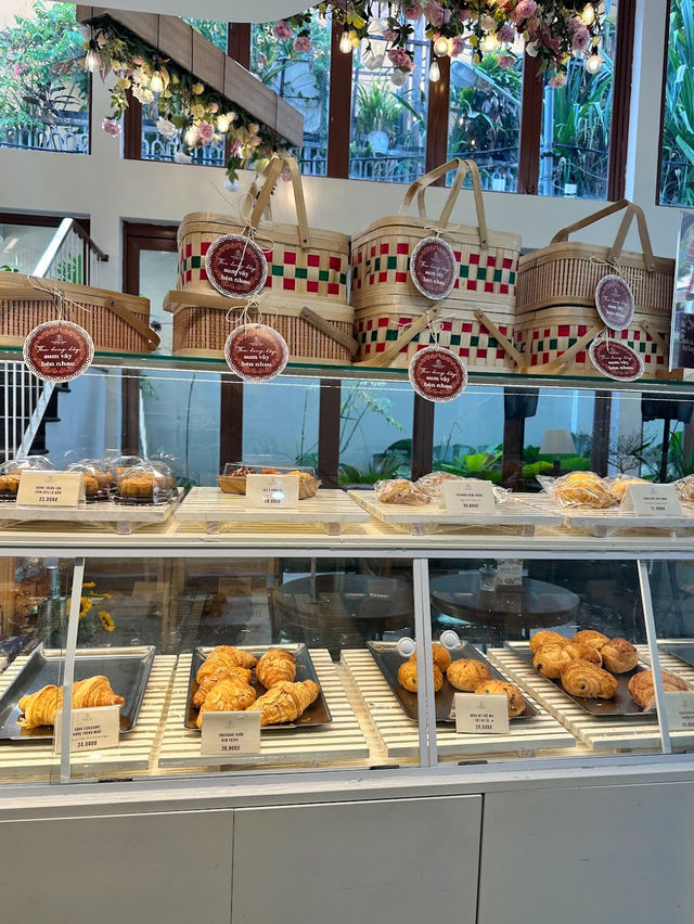 Garden Coffee and Bakery - Danang