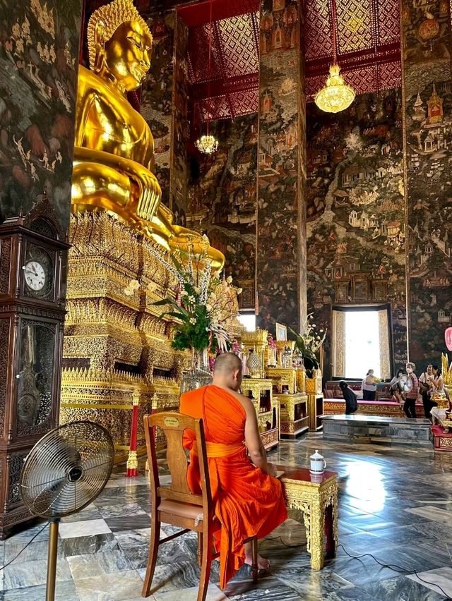 Exploring Bangkok’s Oldest Temple – Wat Pho