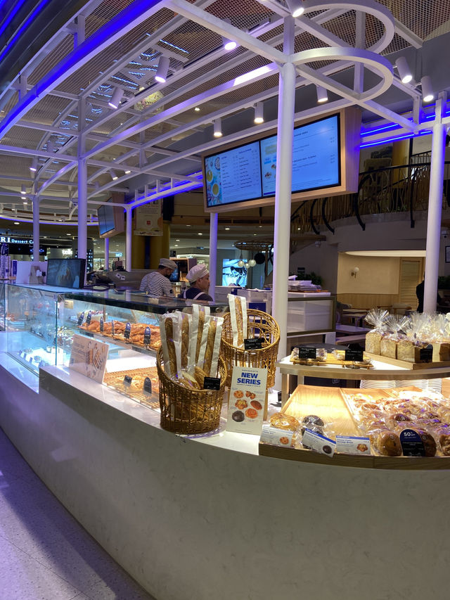 Pastries & Parisian Vibes: A Sweet Escape at Paris Baguette Sunway