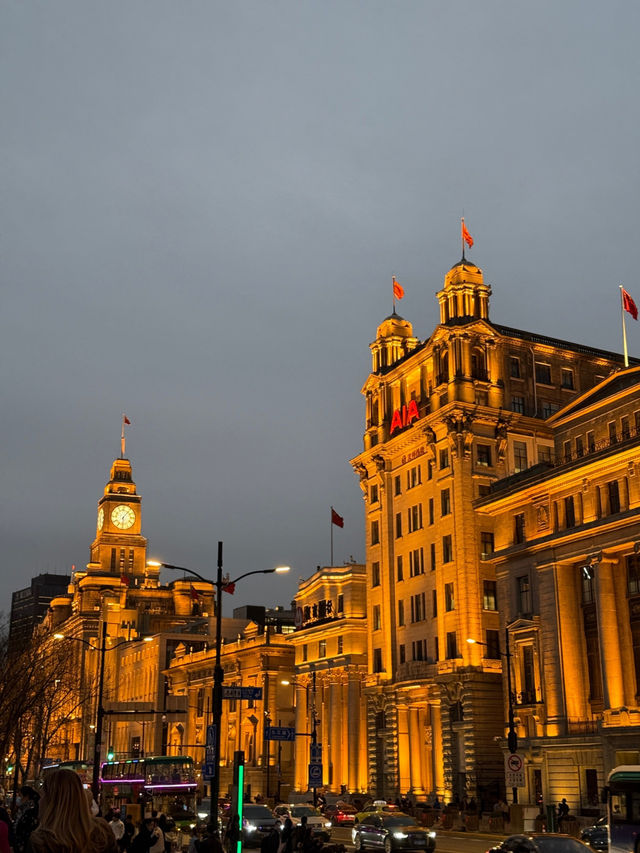 𝑺𝒉𝒂𝒏𝒈 𝑯𝒂𝒊 (上海) 🌷The Bund x ดอกทิวลิป