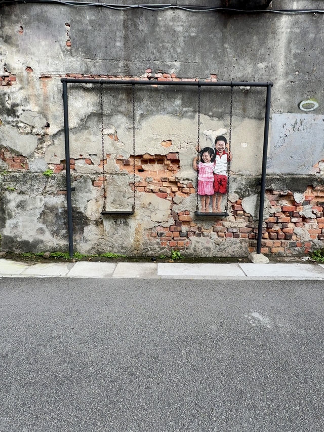 Exploring the great murals of Georgetown! 