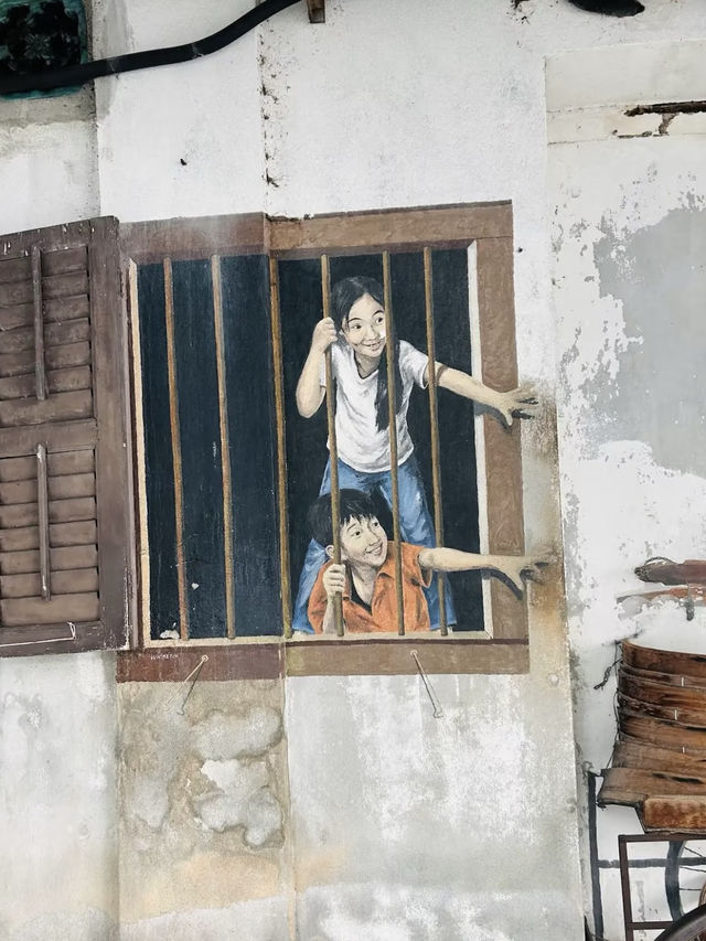 Exploring Wall Art on Armenian Street, Georgetown