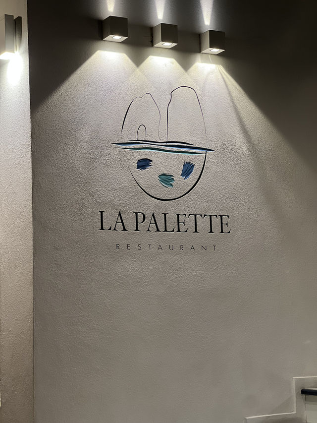💙 카프리의 밤, 파란 로맨스를 담은 레스토랑에서 ✨🍷