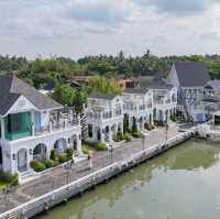 ที่พักสวยอัมพวา ริมแม่น้ำแม่กลอง