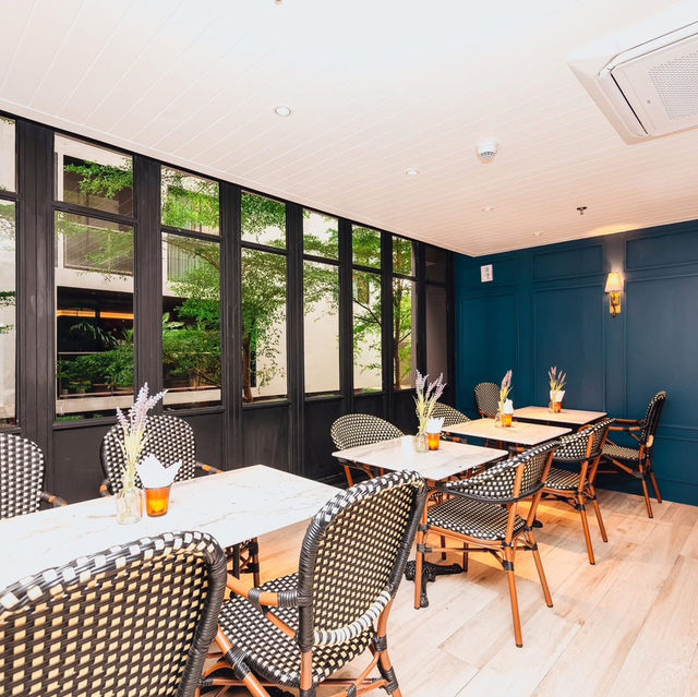 The Quartier Hotel  