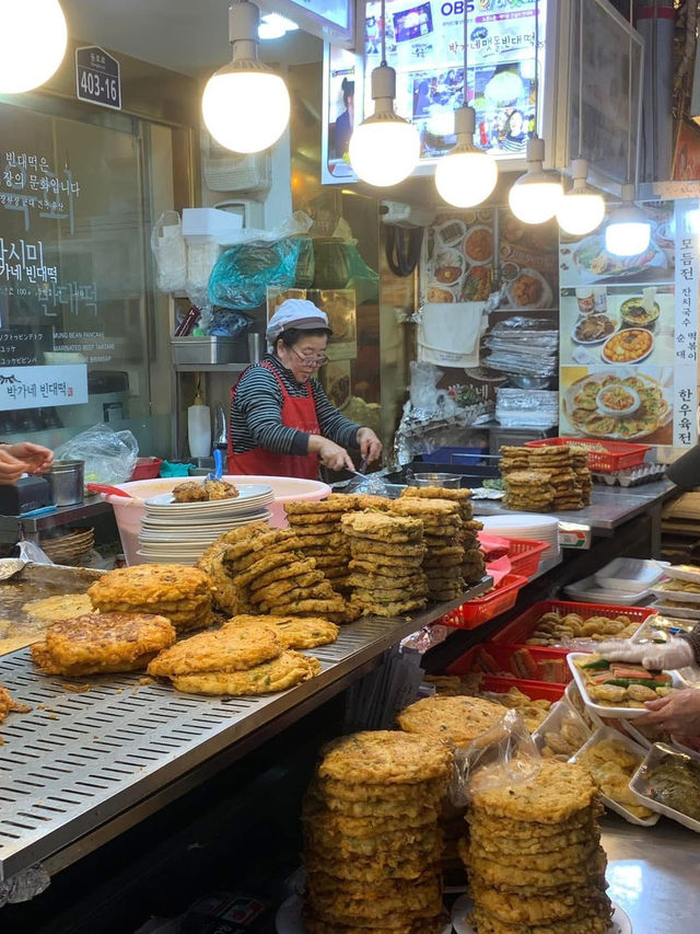 🇰🇷The Famous Gwangjang Market🇰🇷Must Visit! 