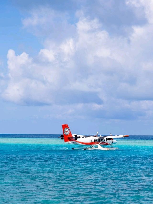 🏝️✨ Dive into Paradise: My Magical Journey in the Maldives! ✨🏝️