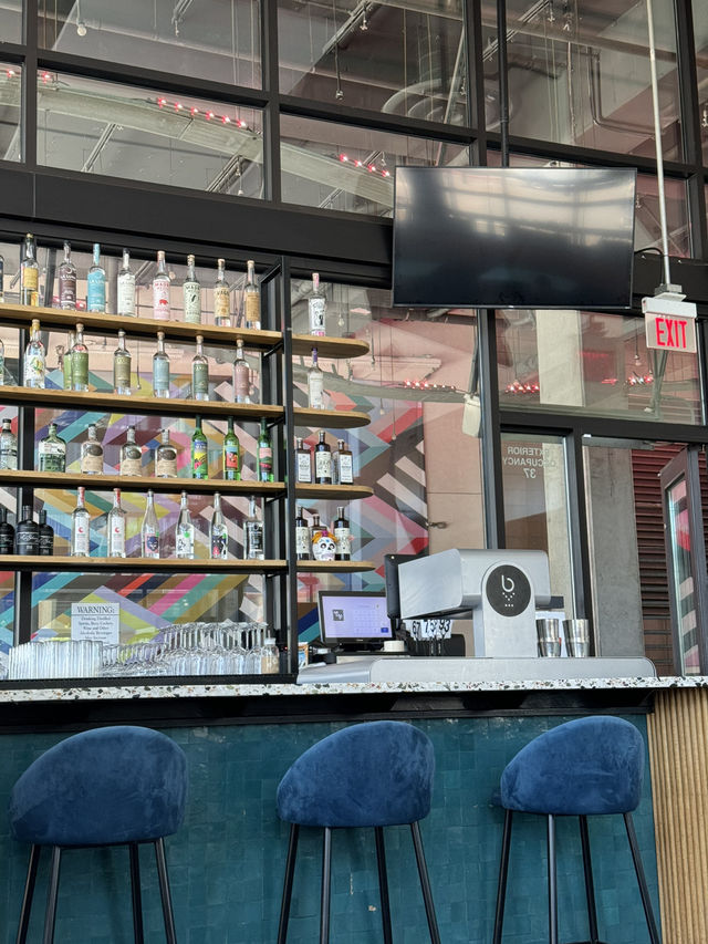 🌮 Lola 55 Tacos & Cocktails, 샌디에고의 힙한 타코 맛집!