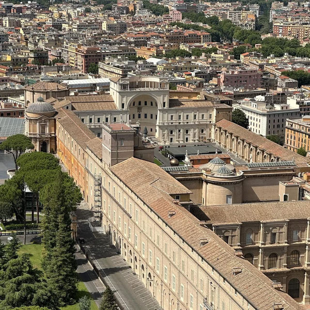 A Divine Weekend at the Pope’s Residence: Vatican Splendor & Roman Soul