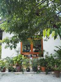 คาเฟ่เปิดใหม่สไตล์โฮมมี่ย่านศรีราชา